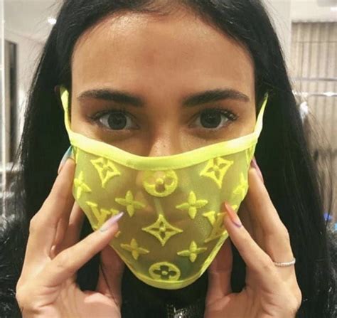 louis vuitton corona maske preis|Louis Vuitton Launches $961 Covid Face Shields .